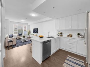 9983 Barnston Dr E #208, Surrey, BC V4N 6T3