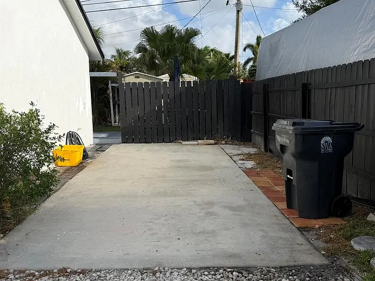 9052 Fountain Rd — Photo 30