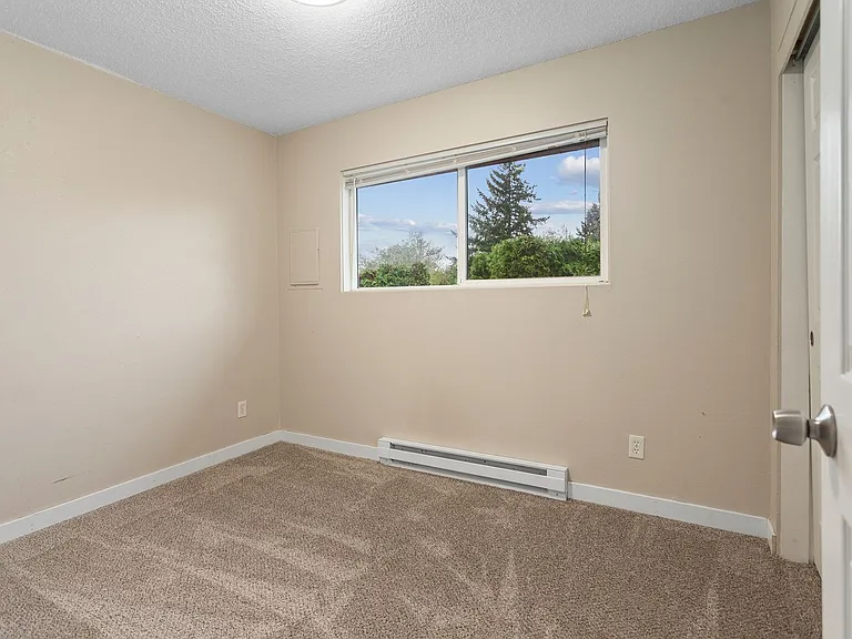 22745 SW Orcutt Pl — Photo 7