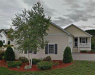 Nicely landscaped corner lot