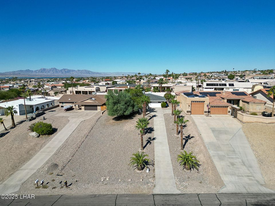 1st image of 935 Paso Dr