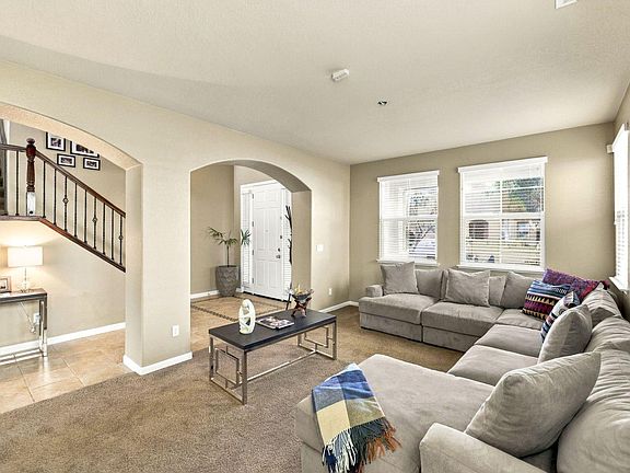 3rd image of 1752 Whisper Way