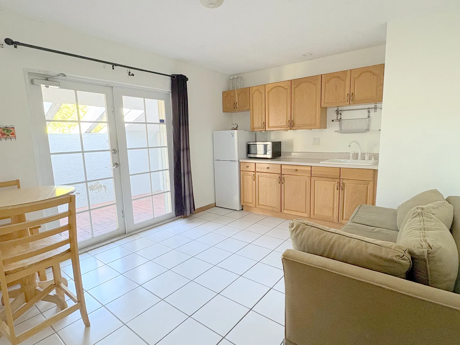 11930 SW 128th Ave — Photo 2