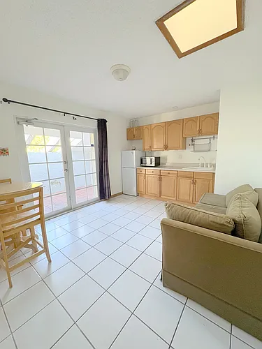 11930 SW 128th Ave #1A Photo 1