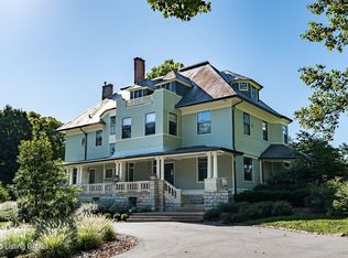 1111 Bellewood Rd, Anchorage, KY 40223