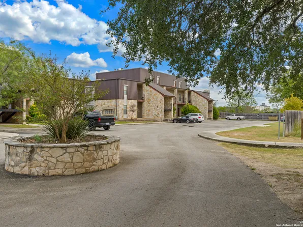 474 Seele St #6B, New Braunfels, TX 78130