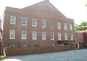 1st image of 404 N Elm St