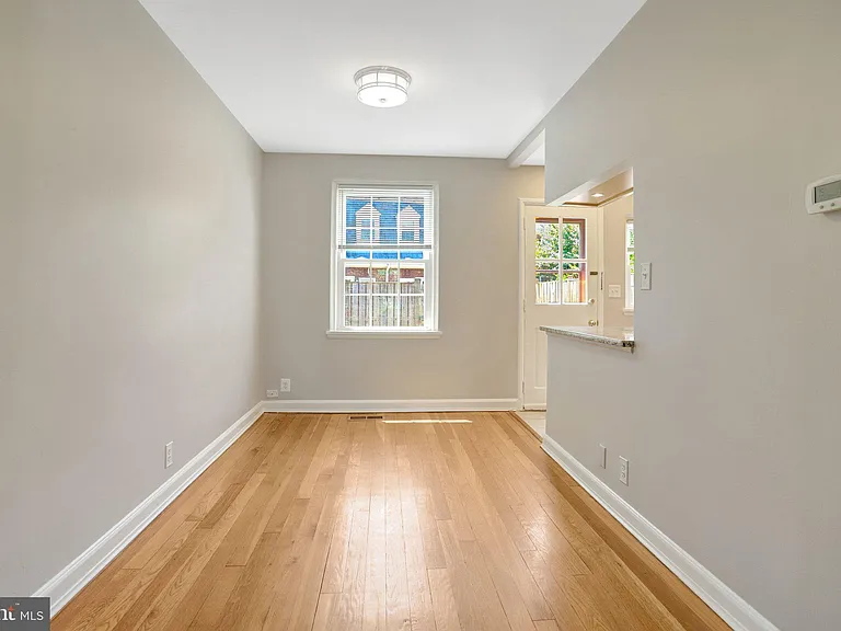3267 S Stafford St — Photo 25