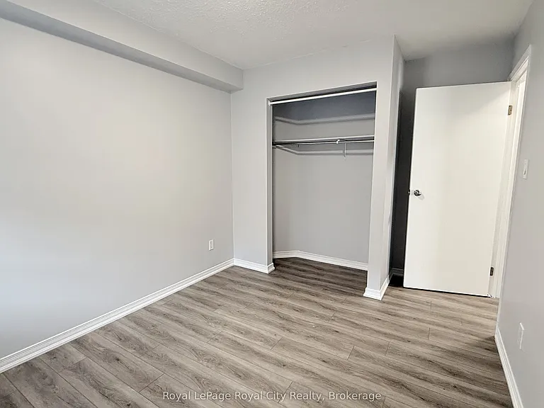 116 Wyndham St N #2 — Photo 10