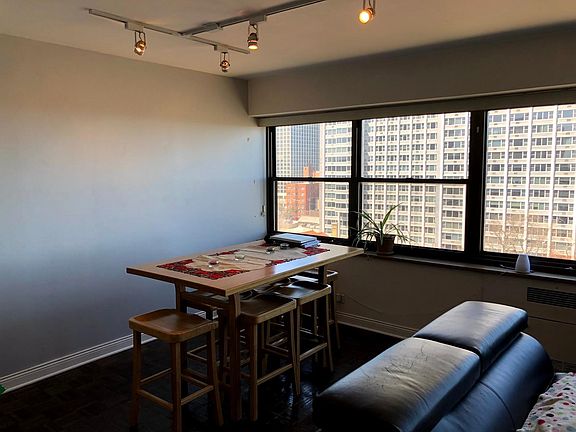 4th image of 4200 N Marine Dr APT 302