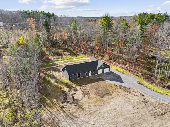 20 Blackberry Hill Road, West Gardiner, ME 04345