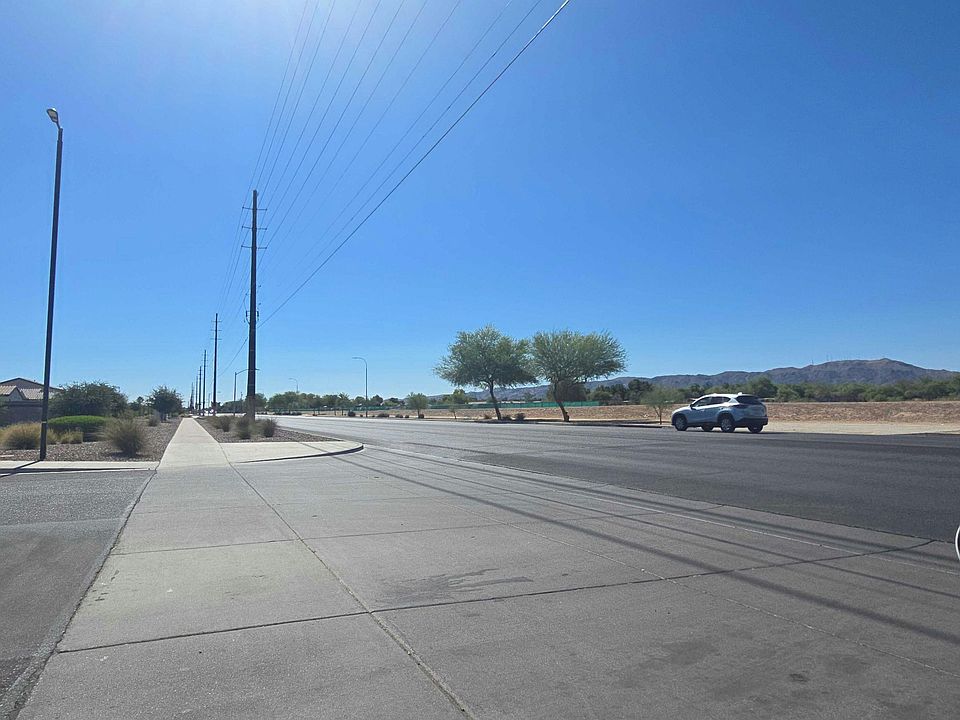 2nd image of 2642 W Hidalgo Ave