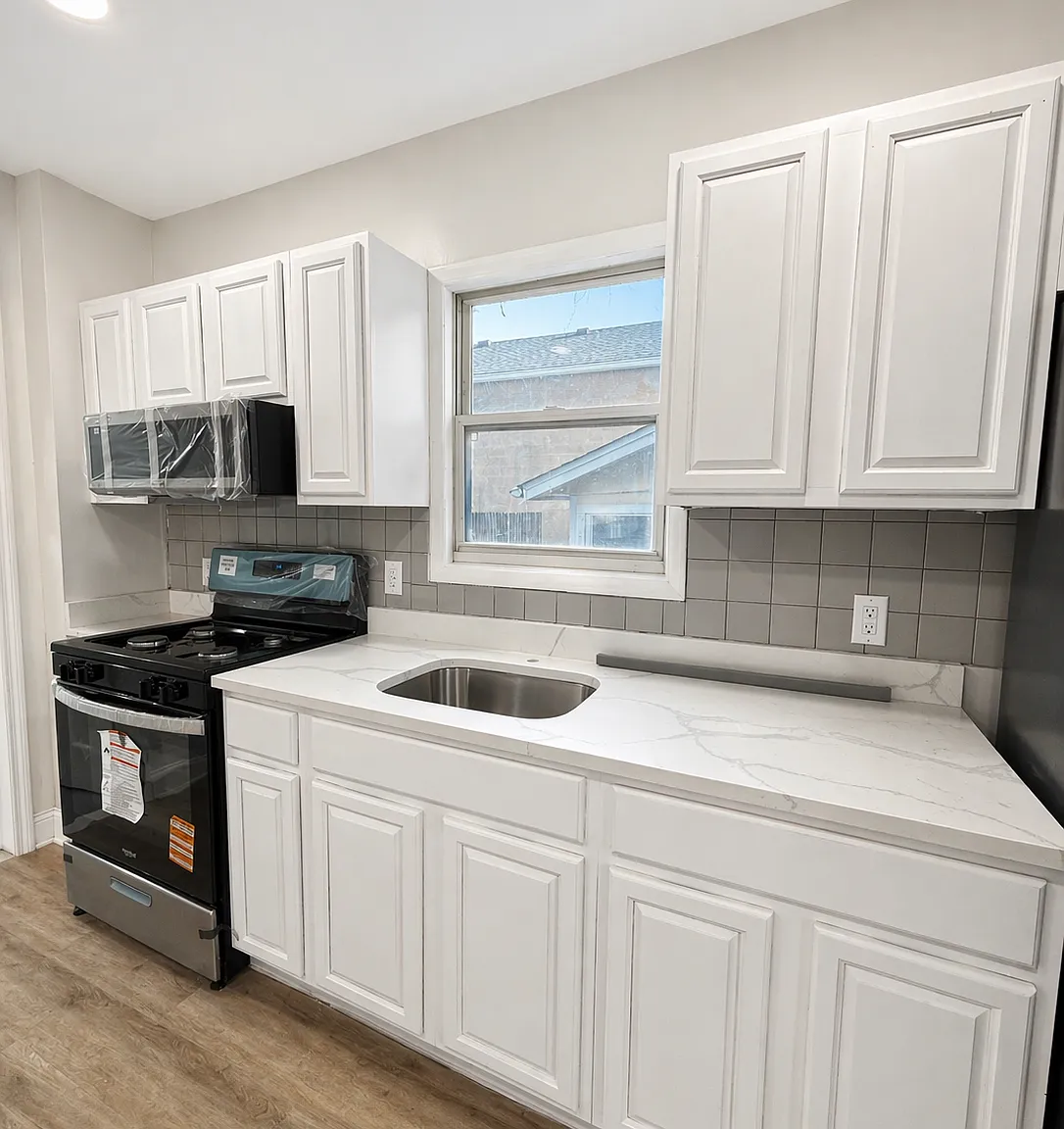 2 bed, $2,300 — Photo 2
