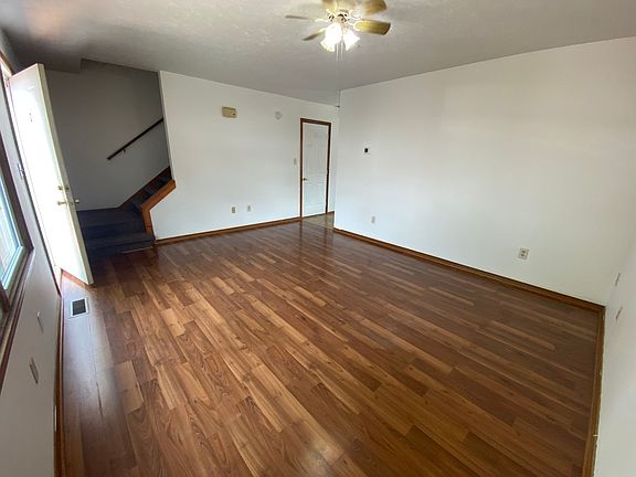 3rd image of 505 S Sale St Unit 2-112
