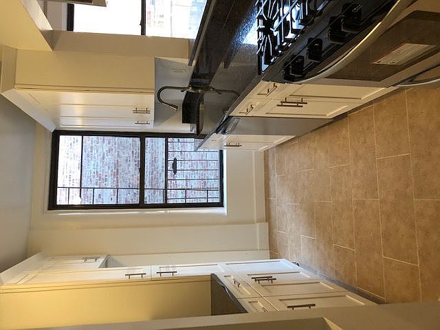 1st image of 214 W 92nd St APT 7F