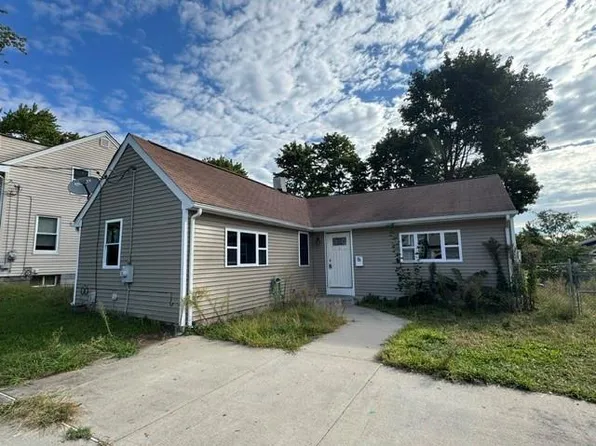 114 Earl Ave, Riverside, RI 02915