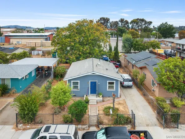 739 Park Pl, Escondido, CA 92025