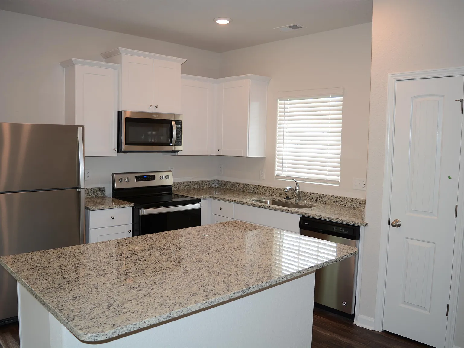 110 Chandler Court - 1 — Photo 2