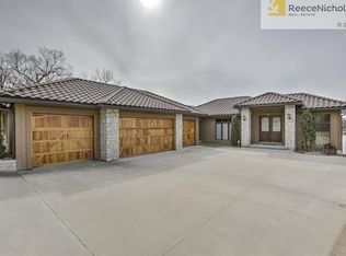 19Z L St, Lake Lotawana, MO 64086