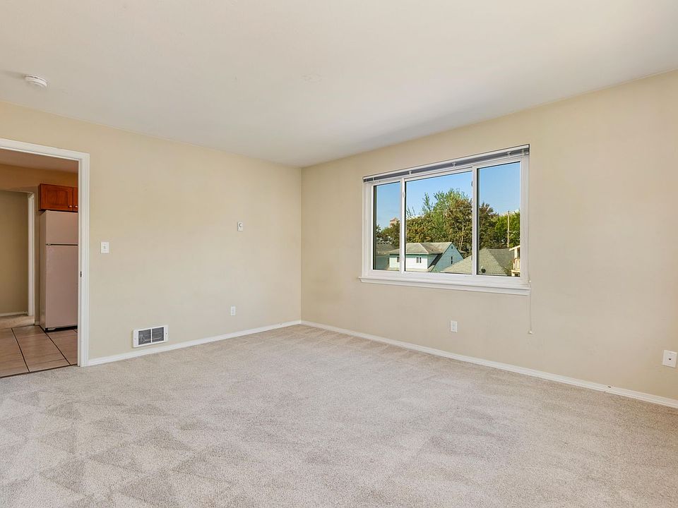 Spacious Bedroom#1 with its own closet. can convert to living room or office.