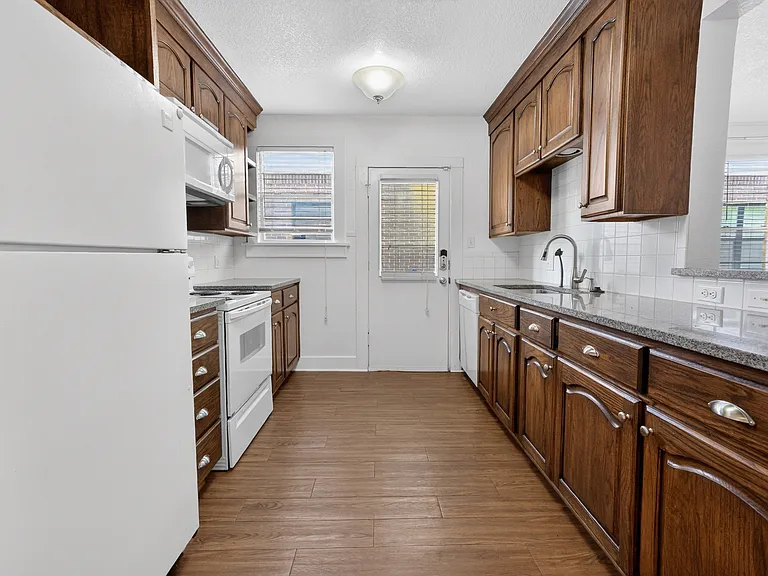 3144 Cockrell Ave — Photo 11
