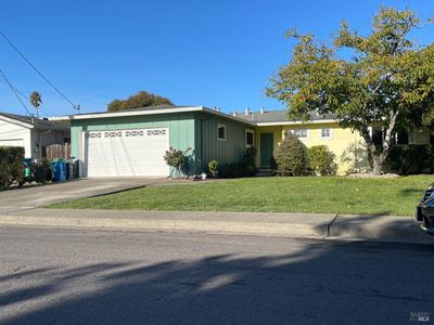 1421 Sierra Dr, Petaluma, CA, 94954