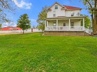 878 E 1100 North Rd, Bement, IL 61813
