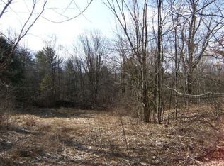 9 Plumadore Dr, Troy, NY 12180