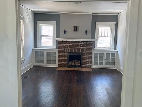 2nd image of 1006 Caldwell St