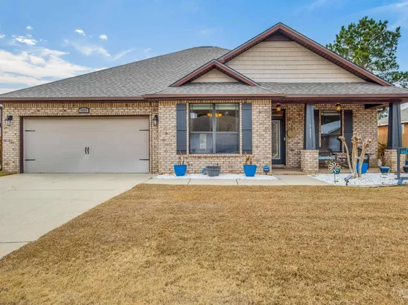 7457 Deck Ln, Pensacola, FL 32526