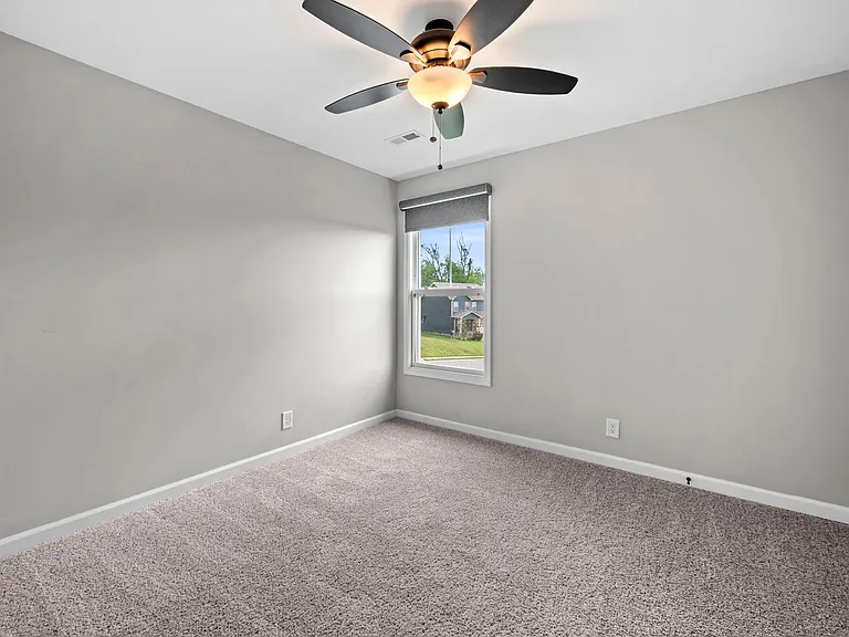 133 Tomahawk Pointe — Photo 29