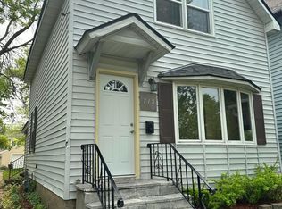 718 Magnolia Ave E, Saint Paul, MN 55106