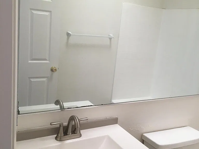 596 Victoria St #A201 — Photo 32