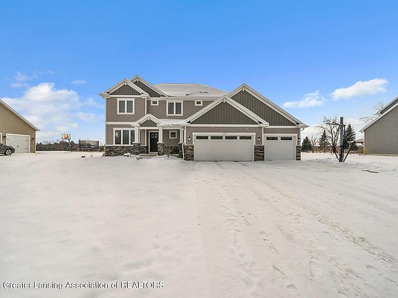 3rd image of 1176 Joann Ln