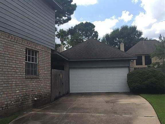 5th image of 6418 Seegers Trail Dr