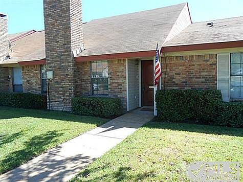 2nd image of 2034 Towngate Dr