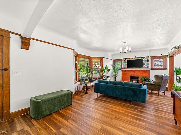 5th image of 14001 Clifton Blvd