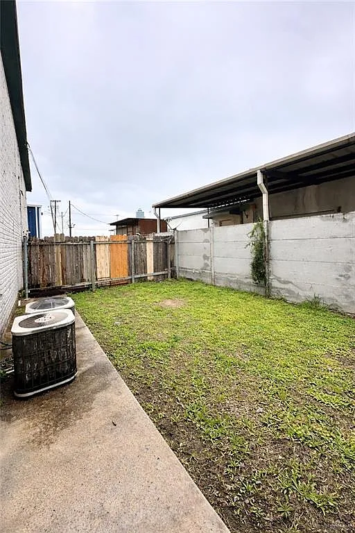 2 bed, 1.0 bath, 720 sqft, $750 — Photo 3