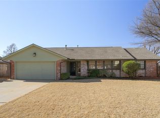 409 Albany Dr, Edmond, OK 73003