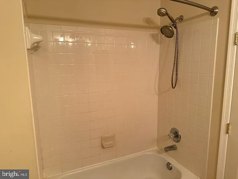 1959 Camelia Ct — Photo 24