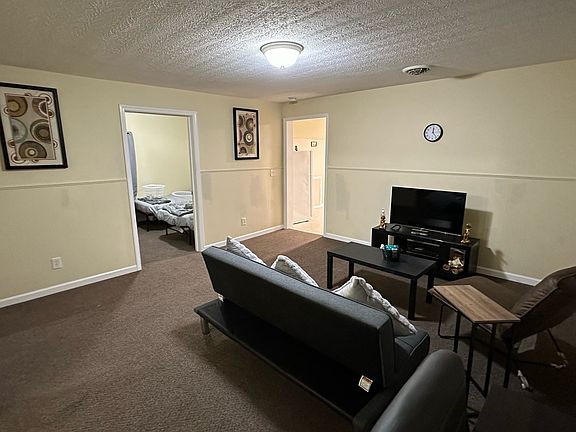 5th image of 3416 Vetter Ave #11496498