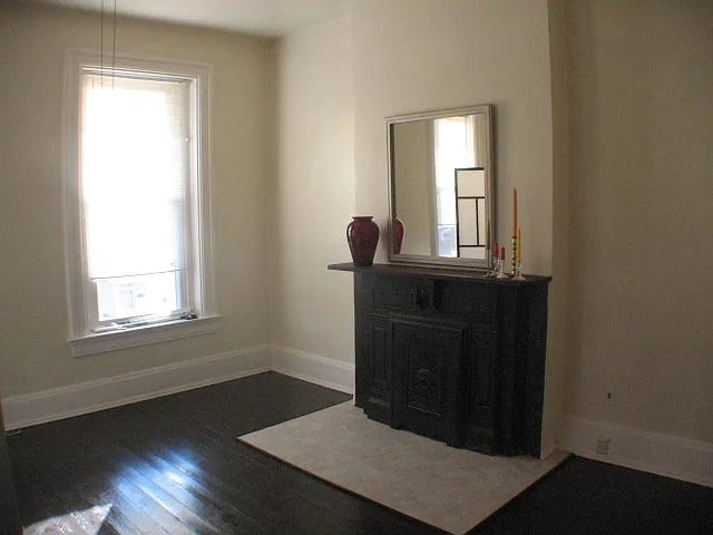 218 E Rochelle St #3 — Photo 2