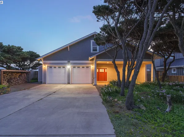 966 Beach Loop Dr SW, Bandon, OR 97411
