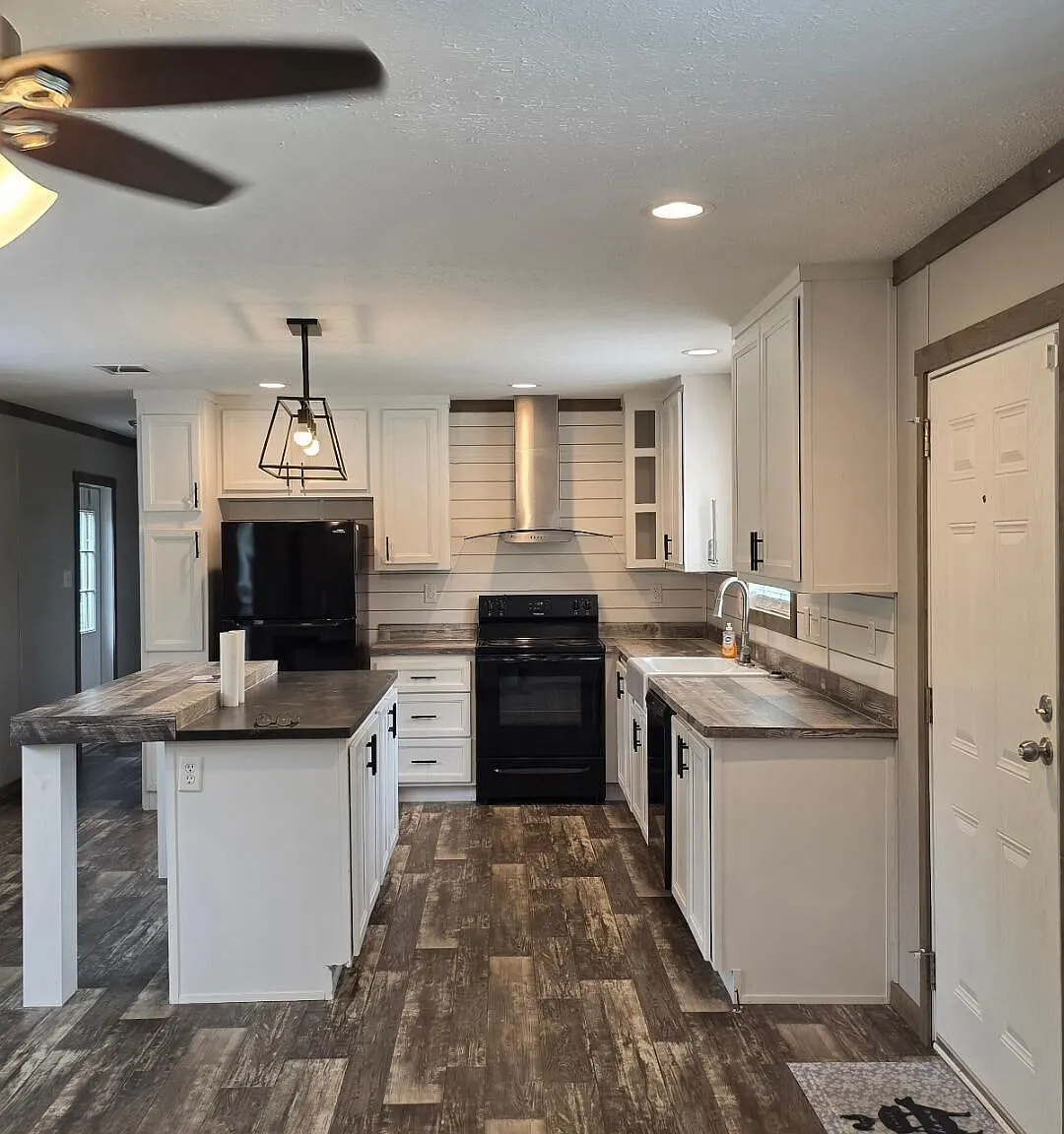 3 bed, 2.0 bath, 1216 sqft, $1,500 — Photo 4