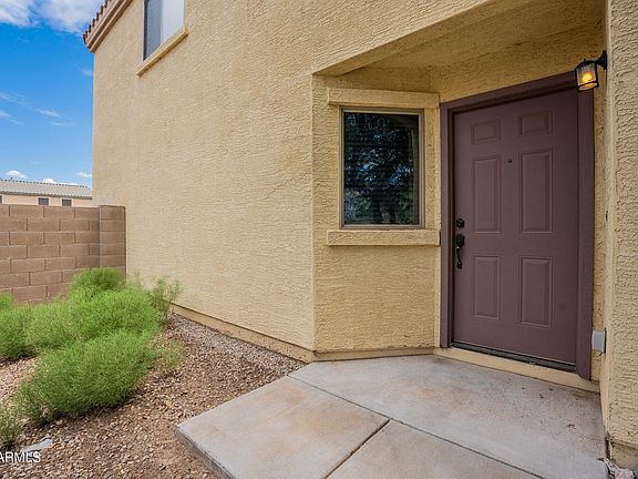 4th image of 1330 E Daniella Dr