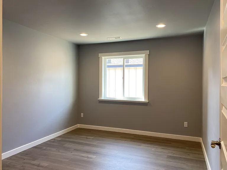 314 Lolly Ln — Photo 18