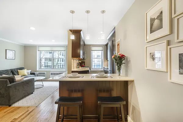 1st image of 309 E 87th St APT 3E