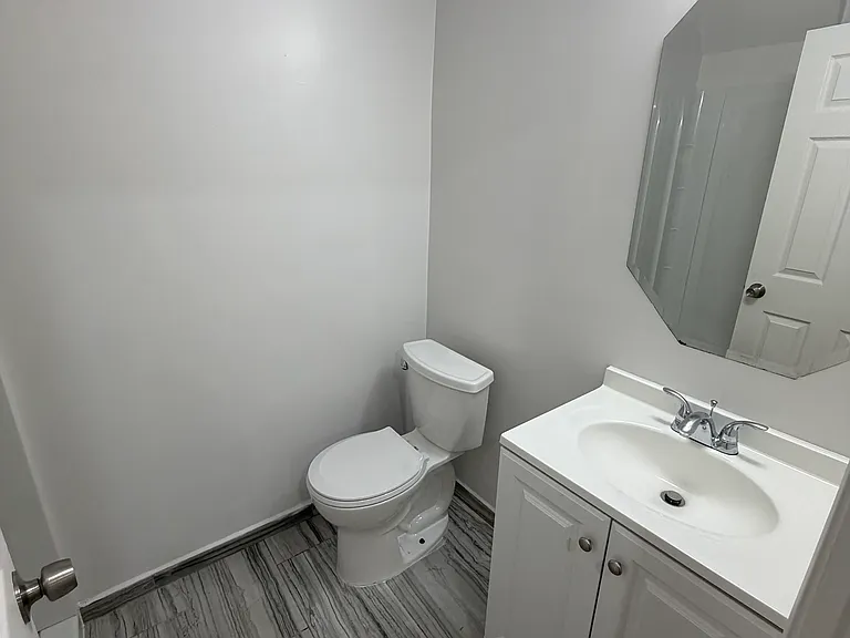 Circle Ct — Photo 6