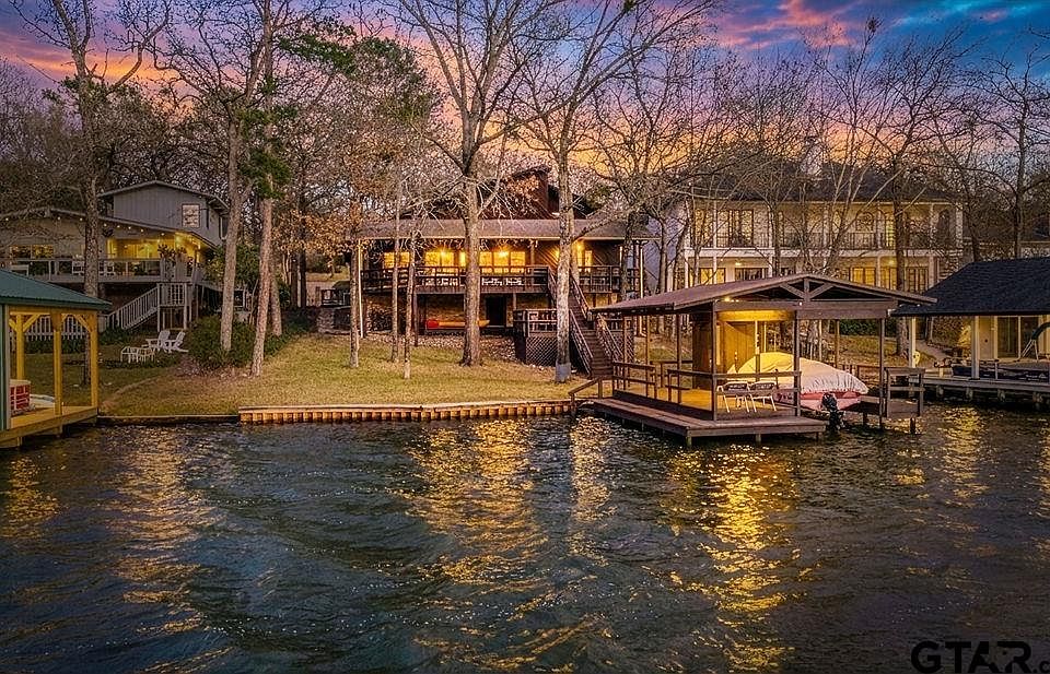 1st image of 542 Hideaway Ln E