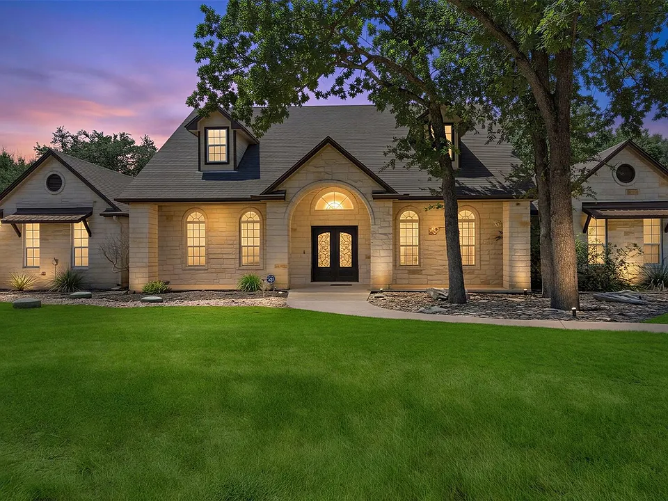 140 Oak Plaza Dr